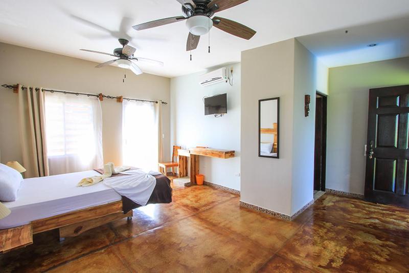 Funny Wave Guest House Cabuya  Luaran gambar