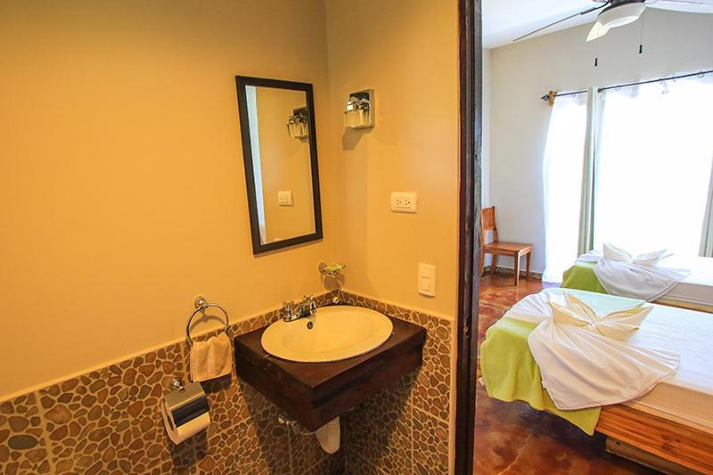 Funny Wave Guest House Cabuya  Luaran gambar