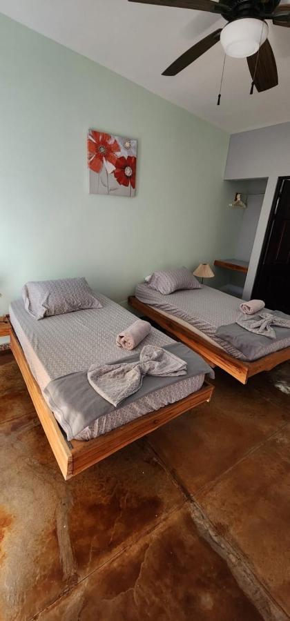 Funny Wave Guest House Cabuya  Luaran gambar